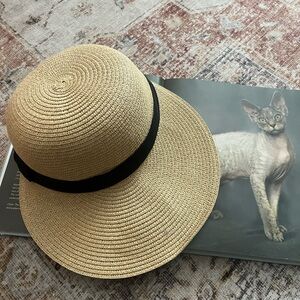 Stylish Tan Woven Hat